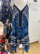 Load image into Gallery viewer, Adelyn Rae summer dress M