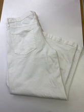Load image into Gallery viewer, Gap Wide Leg jeans 32