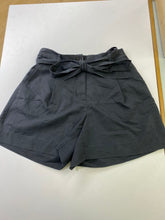 Load image into Gallery viewer, Kit and Ace pleated shorts 6