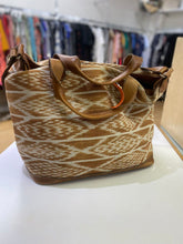 Load image into Gallery viewer, Puro UTZ Pin Pin duffle bag