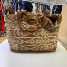 Load image into Gallery viewer, Puro UTZ Pin Pin duffle bag