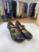 Load image into Gallery viewer, Miz Mooz Petula shoes 8.5