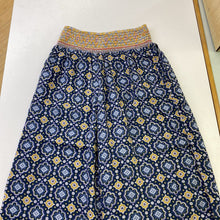 Load image into Gallery viewer, Aventura pull on flowy pants XS