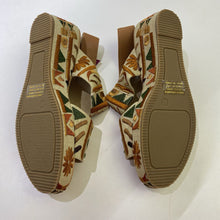 Load image into Gallery viewer, Django & Juliette embroidered sandals 40