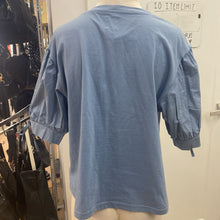 Load image into Gallery viewer, Gap puff sleeve t-shirt M