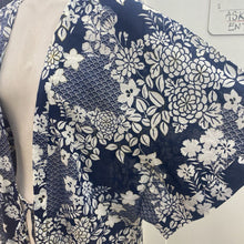 Load image into Gallery viewer, Vince Camuto cotton swim cover up L