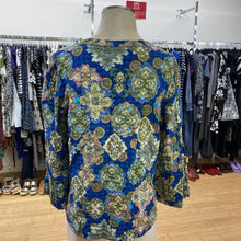 Load image into Gallery viewer, Cream paisley top 40