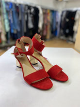 Load image into Gallery viewer, Marc Fisher Sandals 9