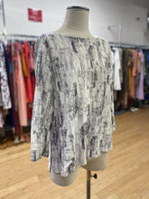 Load image into Gallery viewer, Eileen Fisher top M