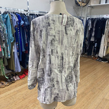 Load image into Gallery viewer, Eileen Fisher top M