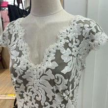 Load image into Gallery viewer, Tadashi Shoji evening dress 10