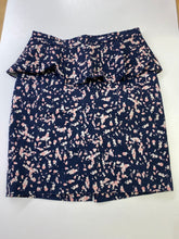 Load image into Gallery viewer, Club Monaco peplum skirt 8