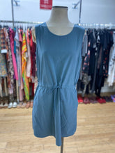 Load image into Gallery viewer, Tilley Travel Dress M