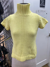 Load image into Gallery viewer, Nautica knit sleeveless top S