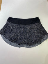Load image into Gallery viewer, Lululemon skort 6