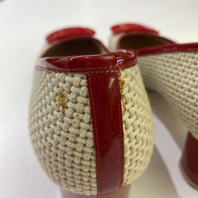 Load image into Gallery viewer, Salvatore Ferragamo pumps 7