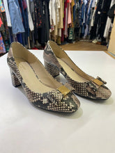 Load image into Gallery viewer, Cole Haan Snake print pumps 7.5