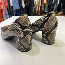 Load image into Gallery viewer, Cole Haan Snake print pumps 7.5