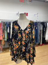 Load image into Gallery viewer, Free People tunic top S