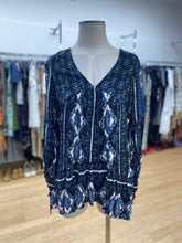 Load image into Gallery viewer, Free People tunic top S