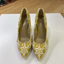 Load image into Gallery viewer, Sam Edelman embroidered heels 9