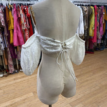 Load image into Gallery viewer, Majorelle eyelet top M