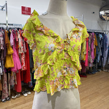 Load image into Gallery viewer, Maeve floral top 6