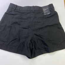 Load image into Gallery viewer, Aritzia The Effortless linen shorts NWT 10