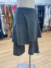 Load image into Gallery viewer, Melow par Melissa Bolduc Skort XS