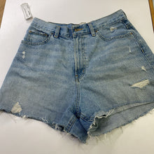 Load image into Gallery viewer, BDG Denim shorts 31