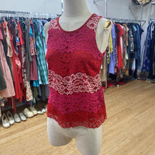 Load image into Gallery viewer, Sisley lace top XS