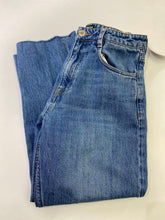 Load image into Gallery viewer, Eve Lavoie shorts S