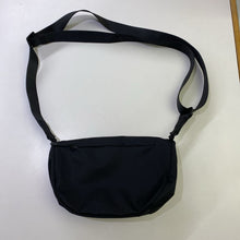 Load image into Gallery viewer, Lole belt bag
