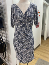 Load image into Gallery viewer, Lauren Ralph Lauren dress 10