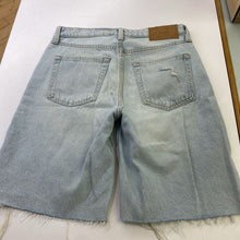Load image into Gallery viewer, H&M denim shorts 2