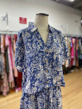 Load image into Gallery viewer, Christian Siriano top L NWT