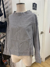 Load image into Gallery viewer, J Crew striped top 8