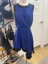 Load image into Gallery viewer, Elizabeth and James silk dress 6