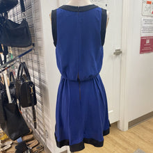 Load image into Gallery viewer, Elizabeth and James silk dress 6