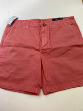 Load image into Gallery viewer, Vineyard Vines shorts 33