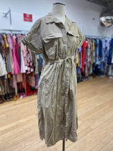 Load image into Gallery viewer, Gap pinstriped dress M