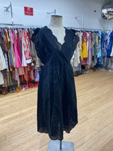 Load image into Gallery viewer, Gap eyelet dress M