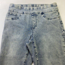 Load image into Gallery viewer, Joseph Ribkoff pull on jeans 8