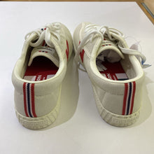 Load image into Gallery viewer, Tretorn Nylite suede sneakers NWT 9.5