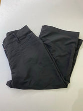 Load image into Gallery viewer, MEC Mountain Equipment Coop sporty capris 10