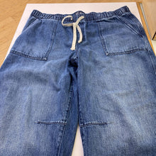 Load image into Gallery viewer, Gap SuperSoft Pull-On Barrel jeans XL