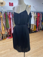 Load image into Gallery viewer, Liu-Jo Pleated dress 2