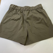 Load image into Gallery viewer, Lululemon Shorts S