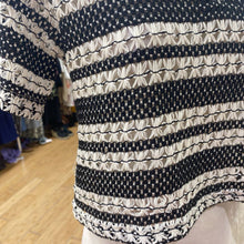 Load image into Gallery viewer, Blue tassel knit top M