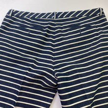 Load image into Gallery viewer, Weekend Max Mara Slim Cigarette pants 14